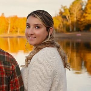 Meet your Posher, Ashlee